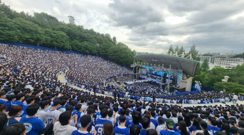 연예인 라인업으로 보는 서울·지방 대학축제의 명암