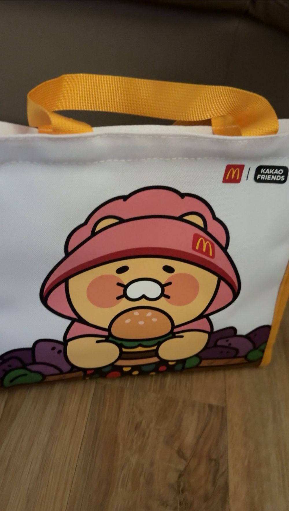 맥도날드 익산 고구마 버거와 춘식이 보냉백
